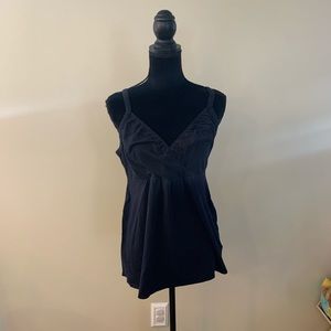 Gap maternity nursing tank